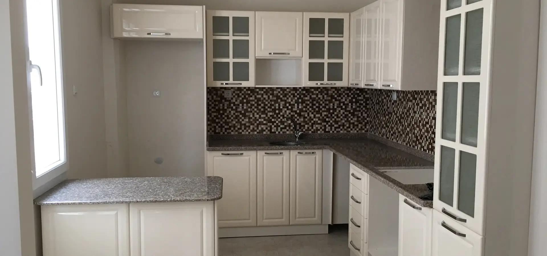 Konyaaltı Tadilatcı